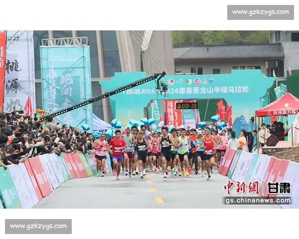 23℃清凉赛道 + 英雄十八坡!3.5 万跑者燃爆贵阳马拉松 23℃清凉赛道 + 英雄十八坡!3.5 万跑者燃爆贵阳马拉松